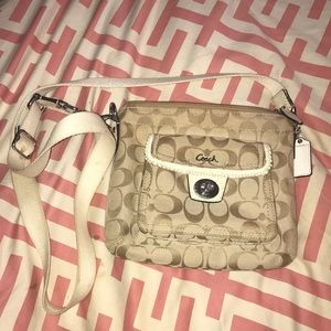 Signature white Coach Logo Crossbody w white strap